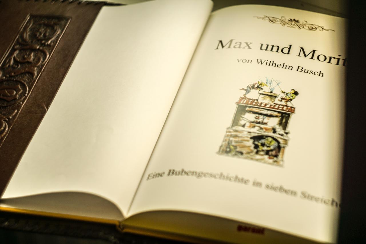 Hotel Bett Und Buch Berlin Exterior foto